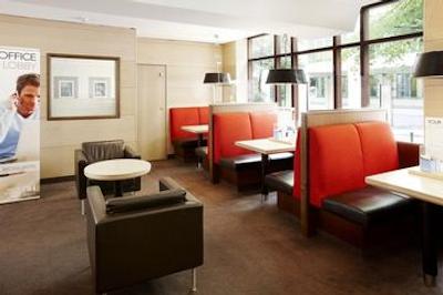 ان‌ اچ گرند پلیس آرنبرگ