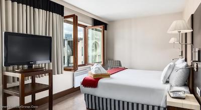 ان‌ اچ گرند پلیس آرنبرگ