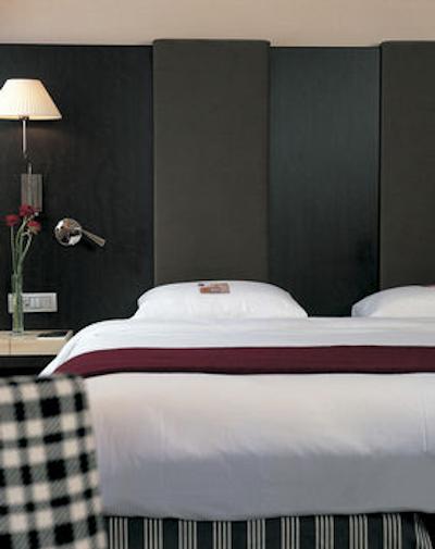 ان‌ اچ گرند پلیس آرنبرگ