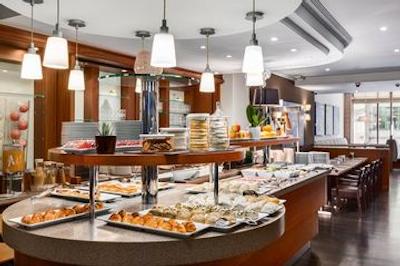 ان‌ اچ گرند پلیس آرنبرگ