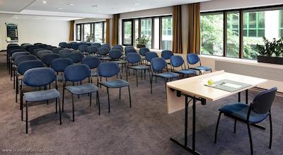 ان‌ اچ گرند پلیس آرنبرگ