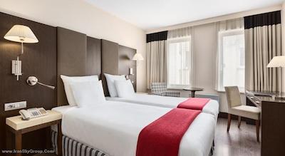 ان‌ اچ گرند پلیس آرنبرگ