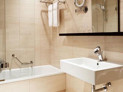 ان‌ اچ گرند پلیس آرنبرگ