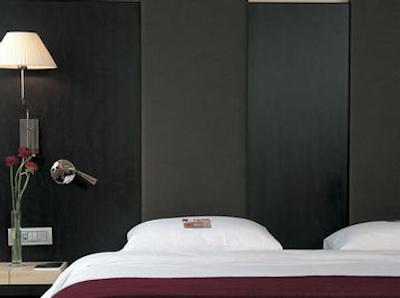 ان‌ اچ گرند پلیس آرنبرگ