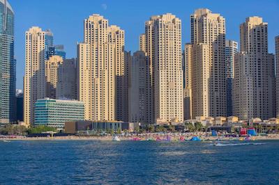 هیلتون دوبی‌ جمیرا بیچ