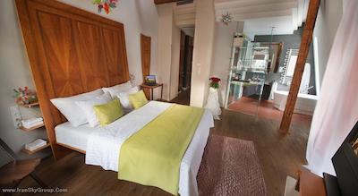 دیزاین هتل نرودا