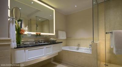 فور سیزن شانگهای