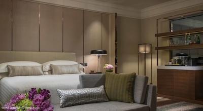 فور سیزن شانگهای