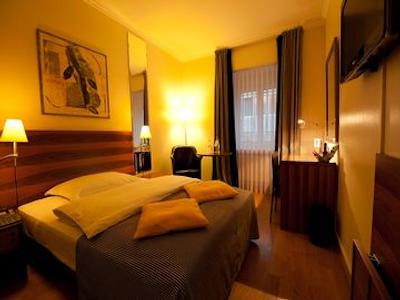 سنترال پلازا