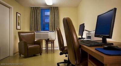 کندلوود سویتس مونترال داون تاون سنتر-ویله