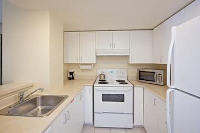 کندلوود سویتس مونترال داون تاون سنتر-ویله