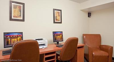 کندلوود سویتس مونترال داون تاون سنتر-ویله