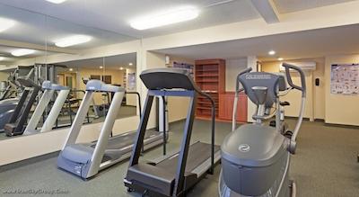 کندلوود سویتس مونترال داون تاون سنتر-ویله