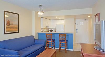 کندلوود سویتس مونترال داون تاون سنتر-ویله