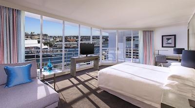 فور پوینتس دارلینگ هاربر