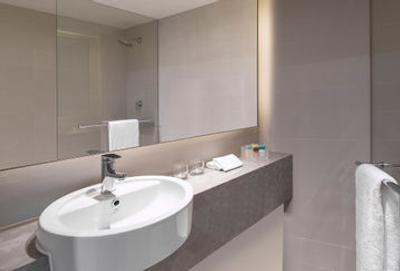 فور پوینتس دارلینگ هاربر