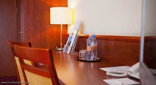 بست وسترن هتل فلیکس