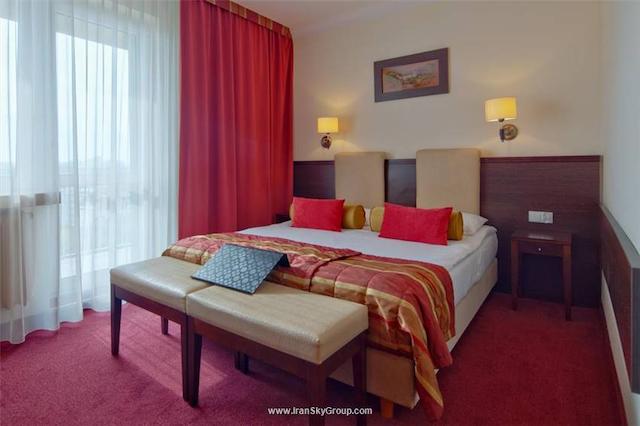 بست وسترن هتل فلیکس