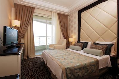 گلدسیتی هتل