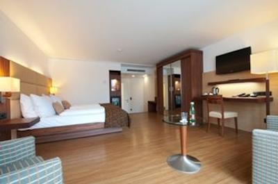 هتل ایملاور وین