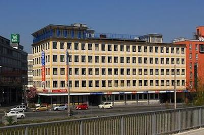 ای اند او نورنبرگ هاوپتباهنهف