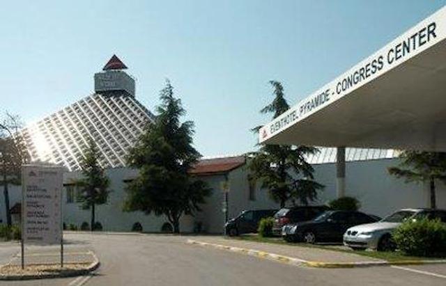 ایونت هتل پیرامید