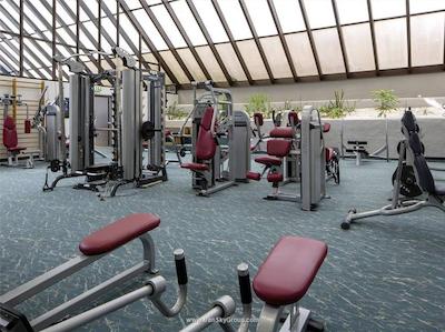 ایونت هتل پیرامید