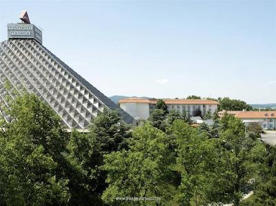 ایونت هتل پیرامید