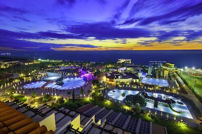 بلیس دلوکس هتل