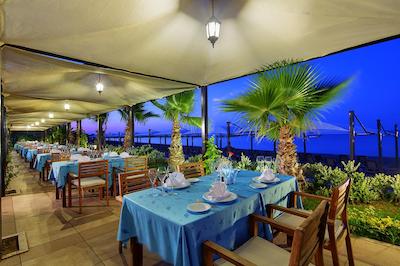 بلیس دلوکس هتل