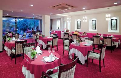 بلیس دلوکس هتل