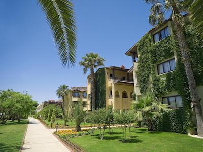 بلیس دلوکس هتل