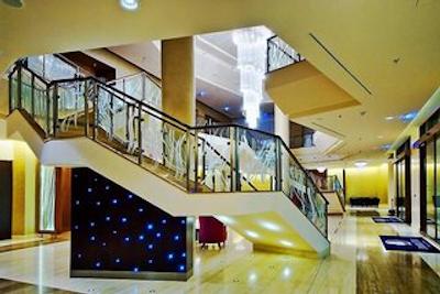 دابل تری بای هیلتون هتل براتیسلاوا