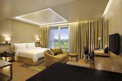 دابل تری سویتس بای‌ هیلتون بنگلور