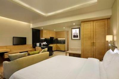 دابل تری سویتس بای‌ هیلتون بنگلور