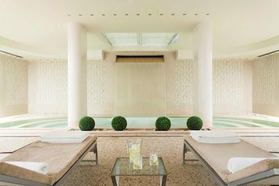 هیلتون فلورانس متروپل