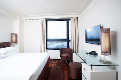 هیلتون فلورانس متروپل