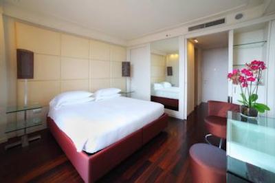 هیلتون فلورانس متروپل