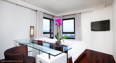 هیلتون فلورانس متروپل