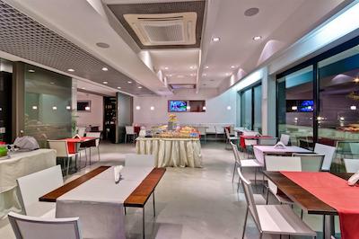 بست وسترن رم ایرپورت