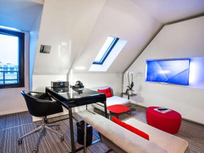 نوتل پاریس لس هالس