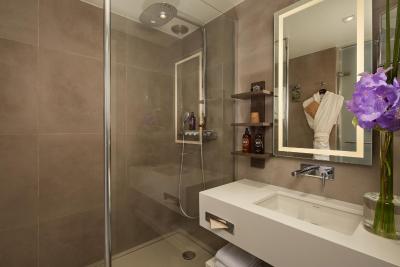 نوتل پاریس لس هالس