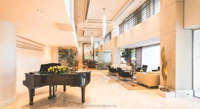 گلدن ایج هتل