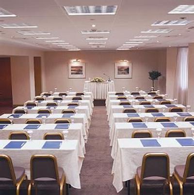 گلدن ایج هتل