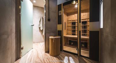 گلدن ایج هتل