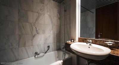 گلدن ایج هتل