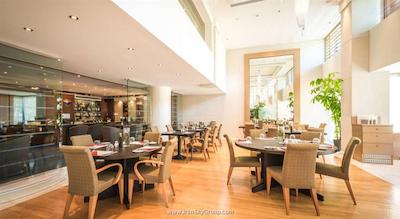 گلدن ایج هتل