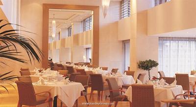 گلدن ایج هتل