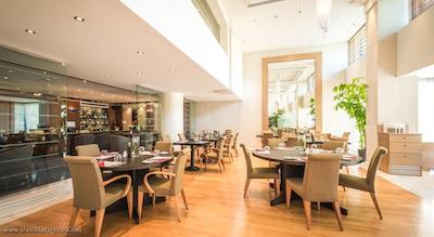 گلدن ایج هتل