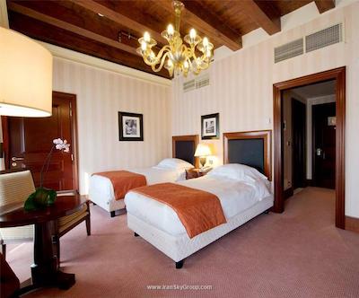 هیلتون مولینو استوکی وین